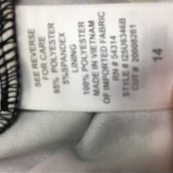 Premier Amour Floral Dress Black Red Yellow 14 - Picture 11 of 13